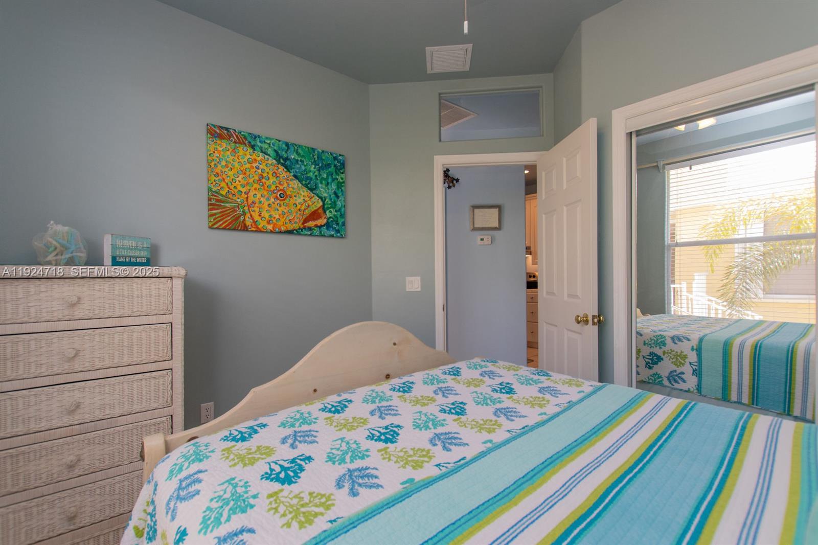 Ver detalles / 2528 sq. ft. $ 2025-12-03 0 foto