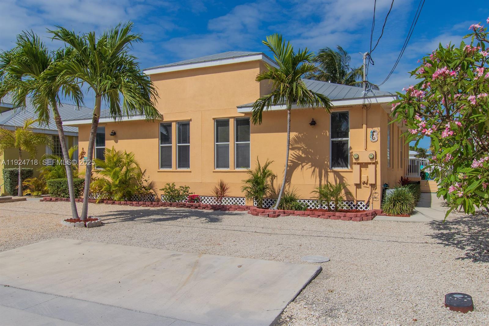 Ver detalles / 2528 sq. ft. $ 2025-12-03 0 foto