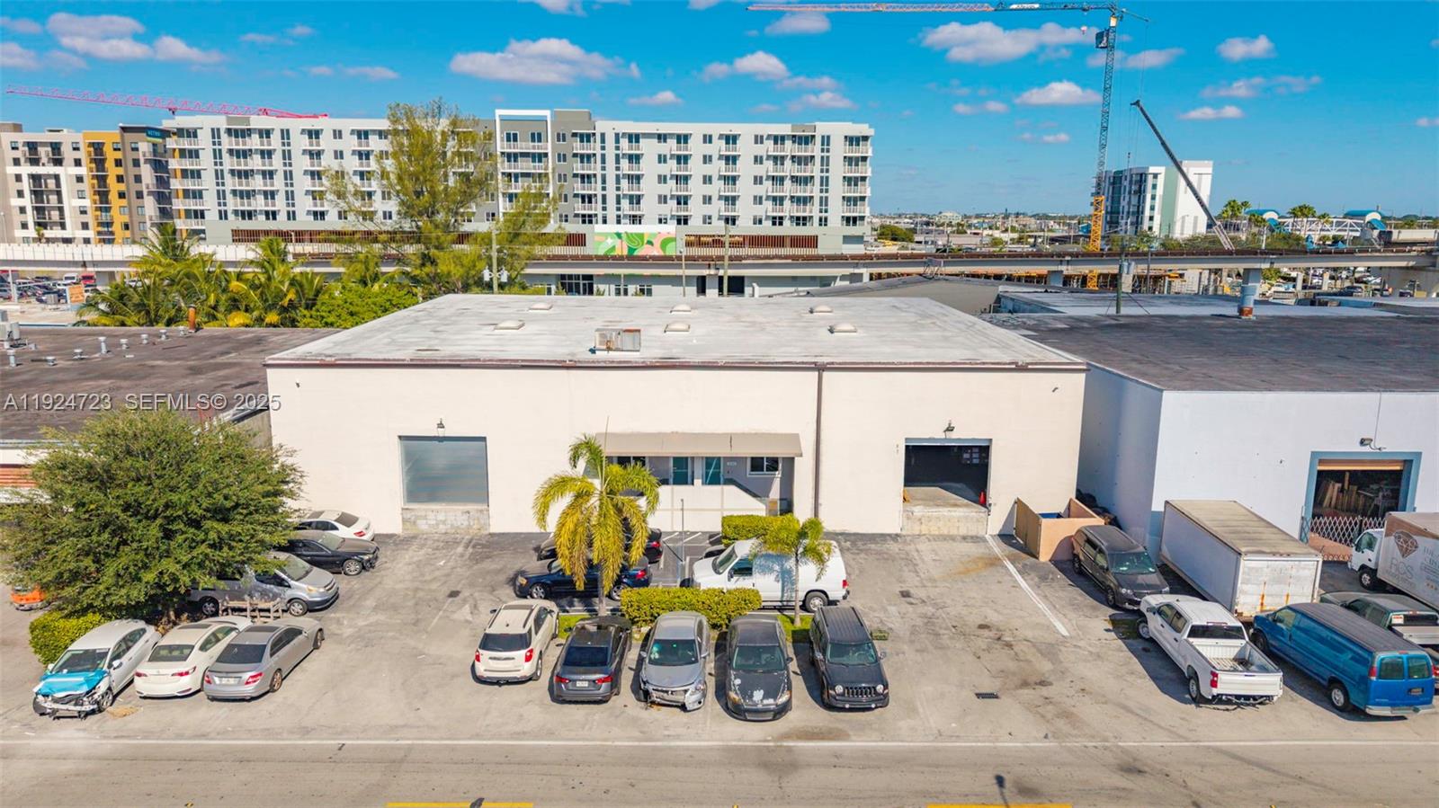 See details / sq. ft. $ 2025-12-03 0 Photo