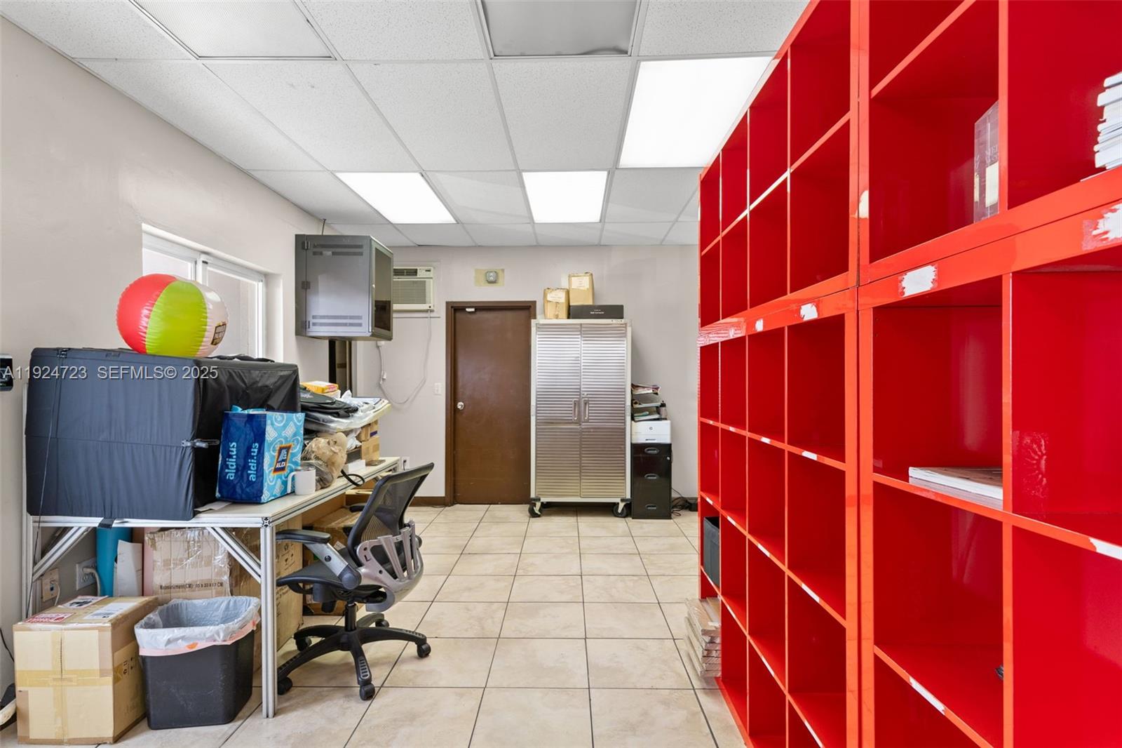 See details / sq. ft. $ 2025-12-03 0 Photo