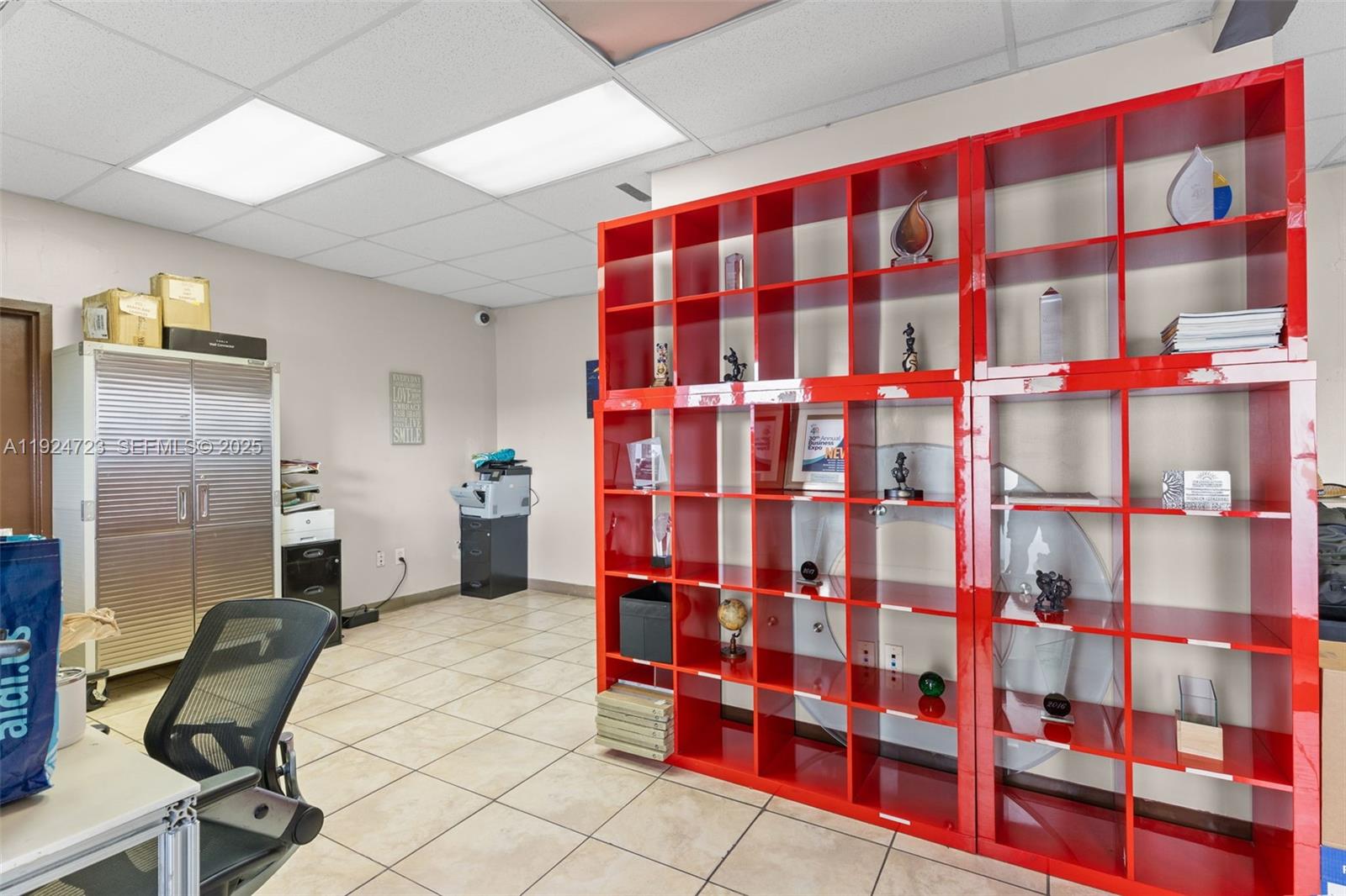 See details / sq. ft. $ 2025-12-03 0 Photo