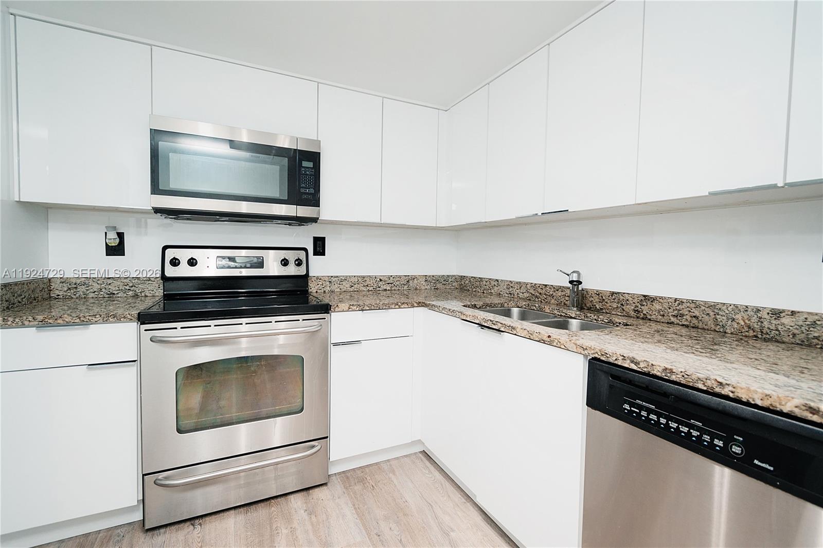 Photo of 3300 192nd St #515, Aventura, Florida, 33180 -