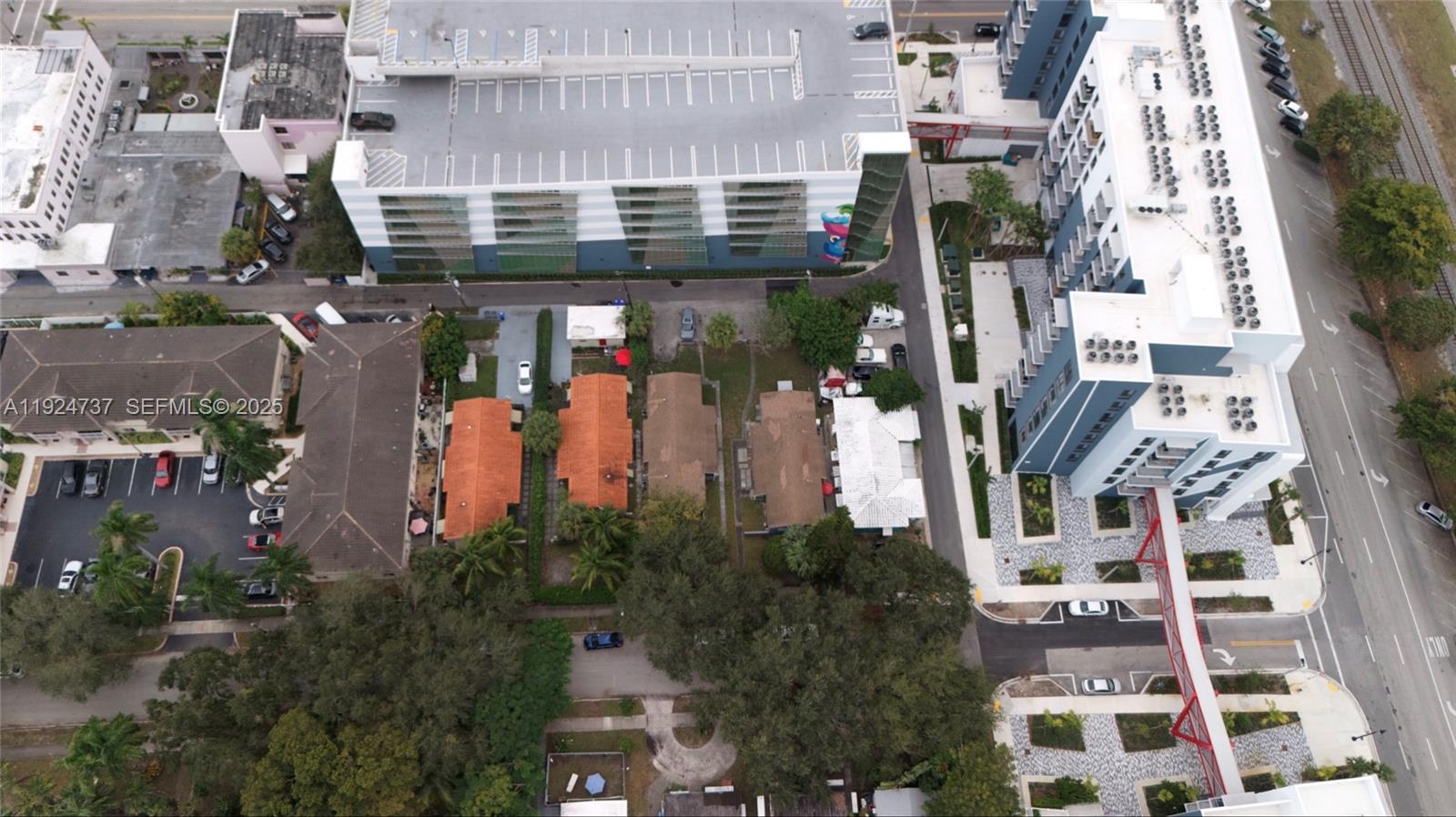   /  1370 sq. ft. $ 2025-12-03 0 foto