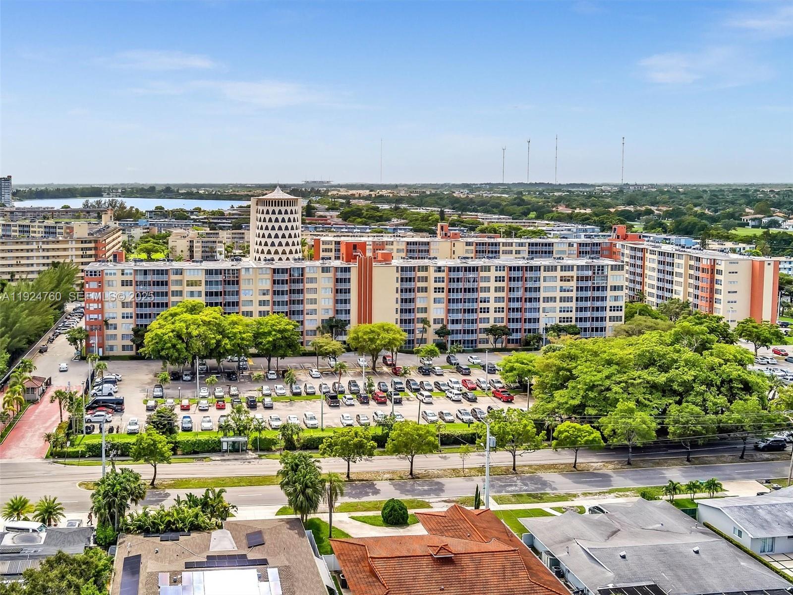 See details 205-2 1 / 2 1036 sq. ft. $ 2025-12-03 0 Photo