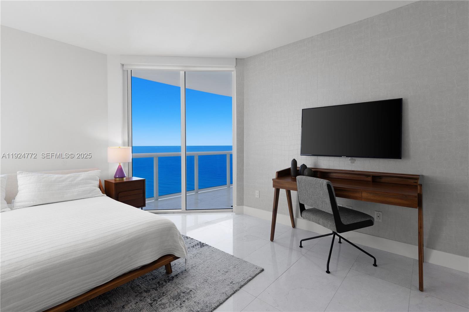 Photo of 2711 Ocean Dr  #2701, Hollywood, Florida, 33019 - 