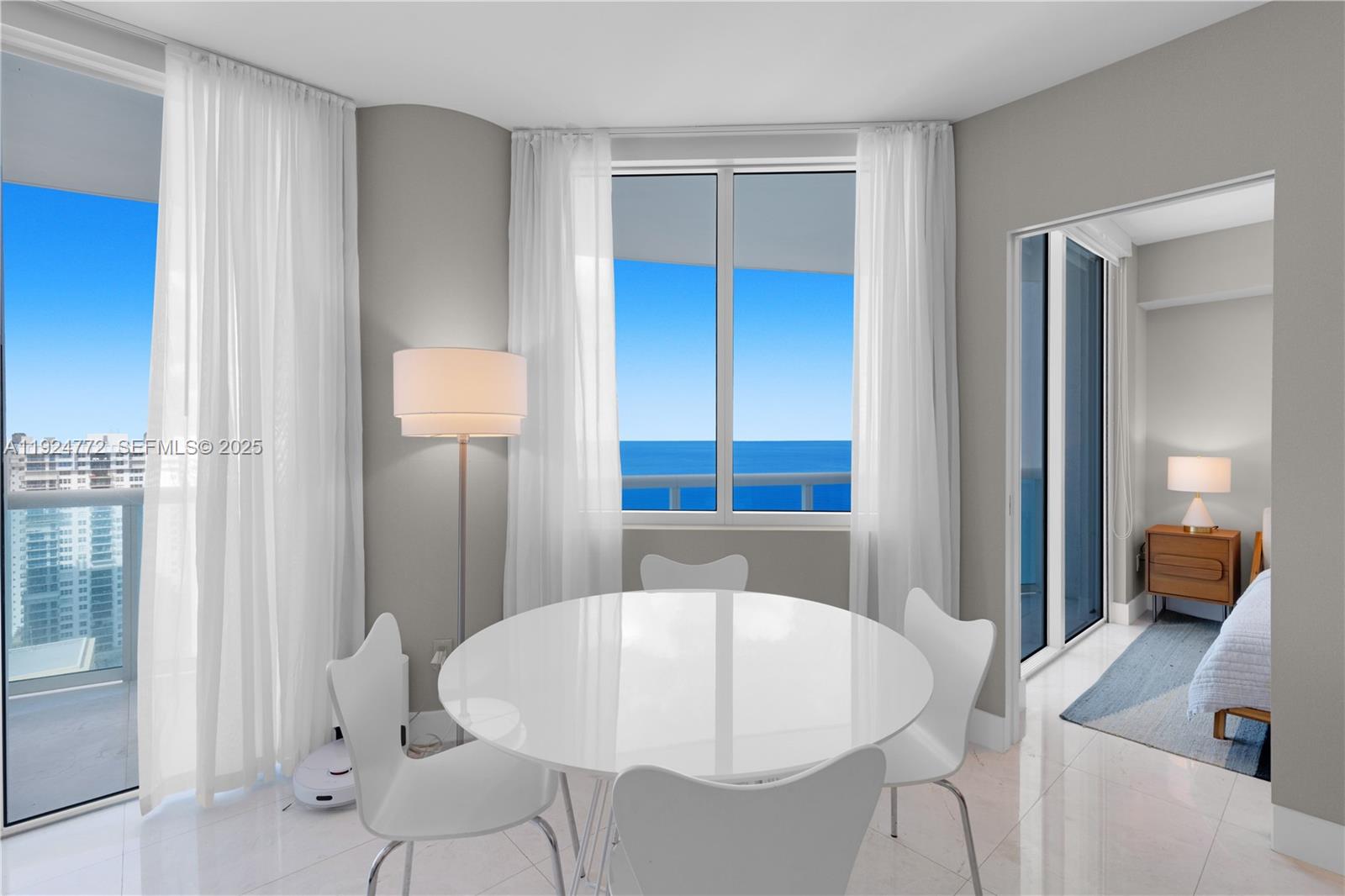 Photo of 2711 Ocean Dr  #2701, Hollywood, Florida, 33019 - 