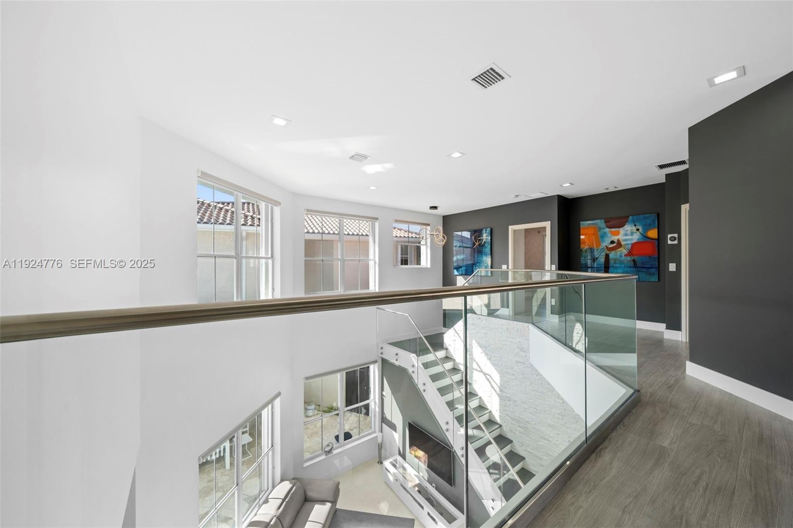 Photo of 1549 Breakwater Ter (1549), Hollywood, Florida, 33019 -