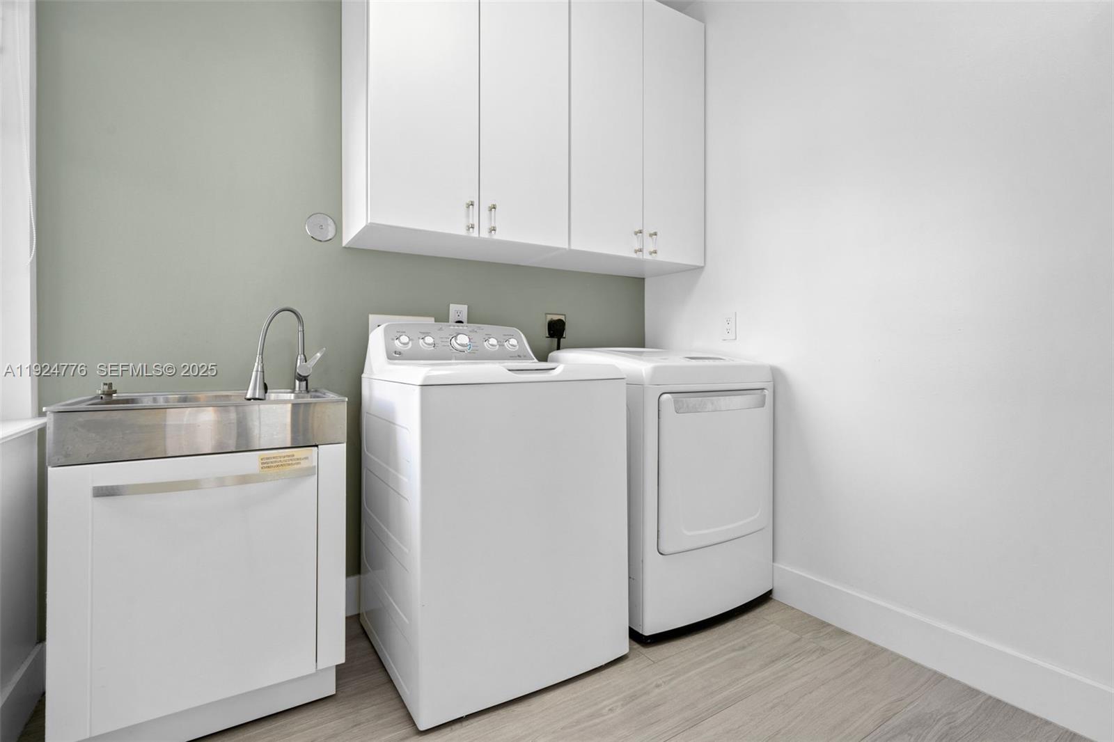 Photo of 1549 Breakwater Ter (1549), Hollywood, Florida, 33019 -