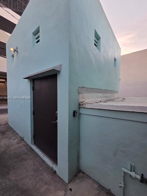   /   кв.футов $ 2025-12-03 0 Фото