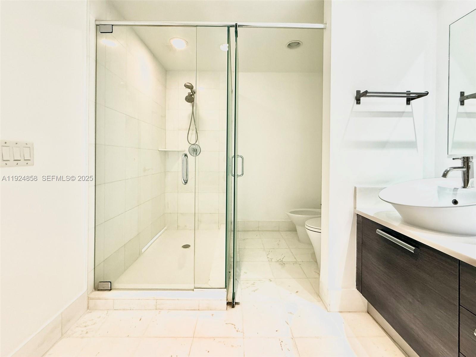 Photo of 2950 188th St  #525, Aventura, Florida, 33180 - 