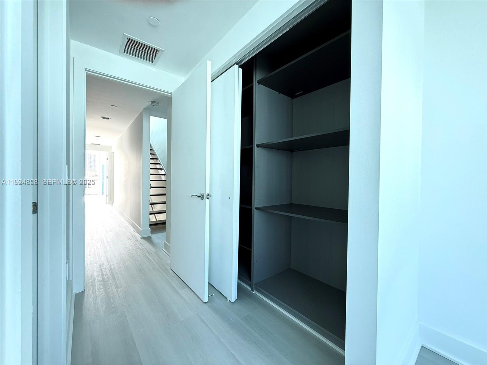 Photo of 2950 188th St  #525, Aventura, Florida, 33180 - 