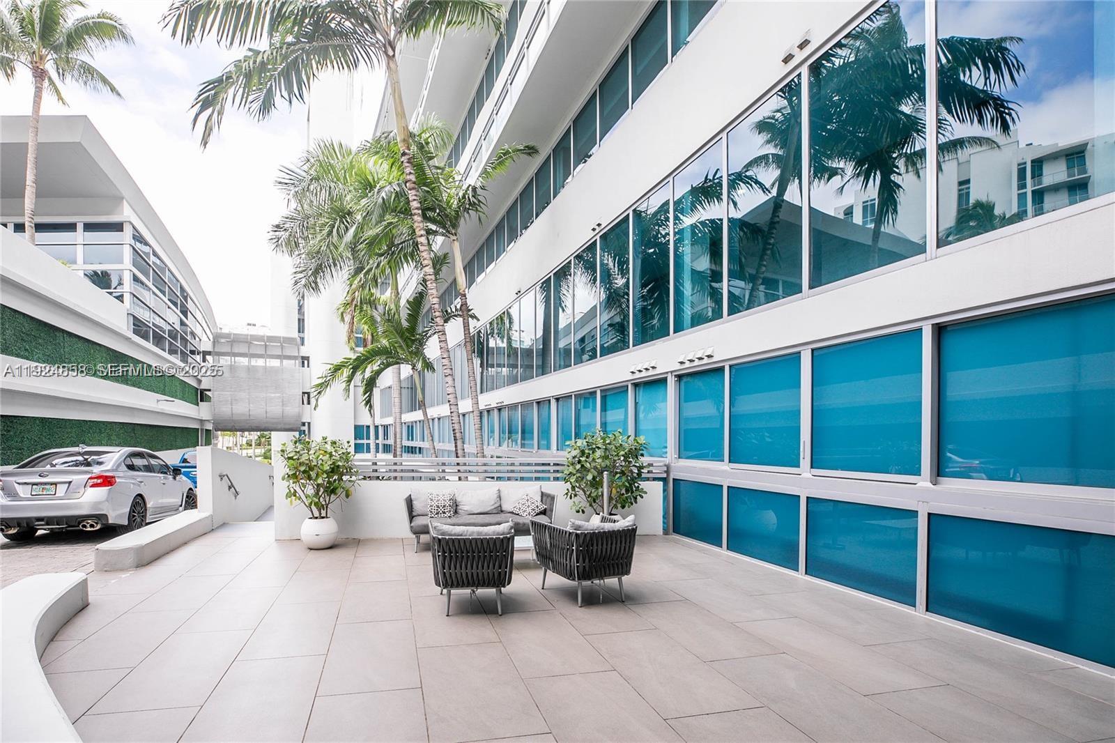 Photo of 2950 188th St  #525, Aventura, Florida, 33180 - 