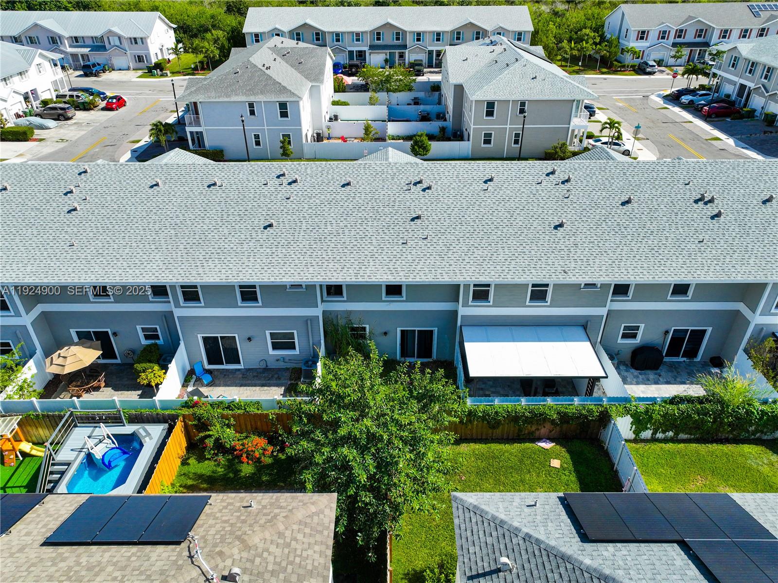 1720 3 / 3 1488 sq. ft. $ 2025-12-03 0 Photo