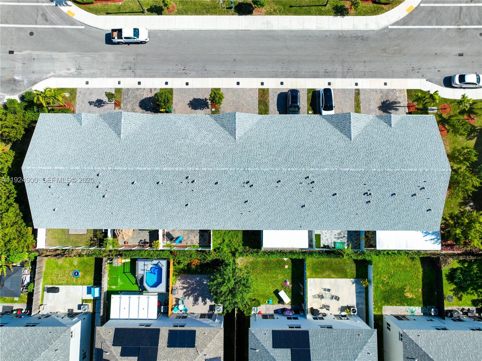 1720 3 / 3 1488 sq. ft. $ 2025-12-03 0 Photo