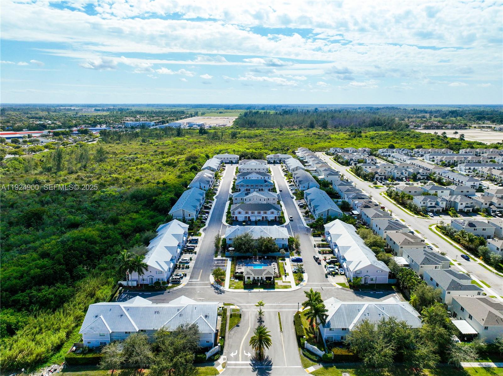 1720 3 / 3 1488 sq. ft. $ 2025-12-03 0 Photo