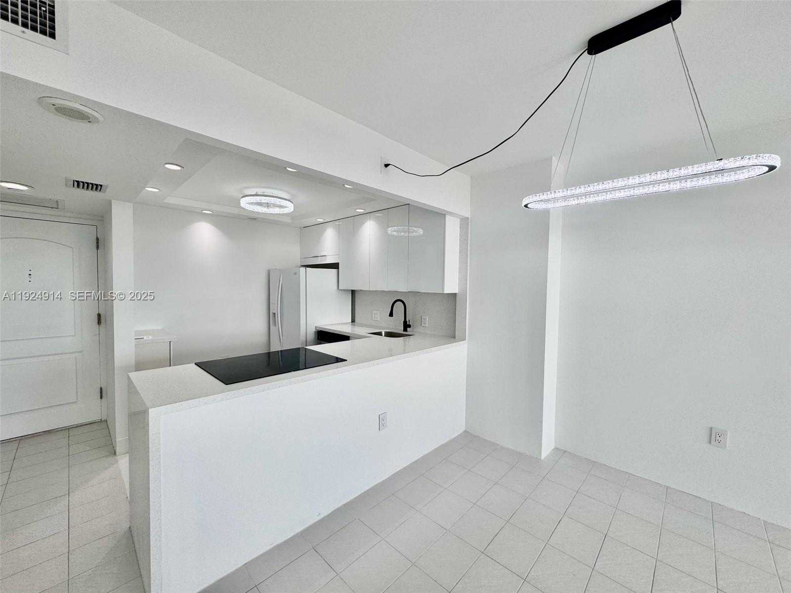 Photo of 3675 Country Club Dr  #2007, Aventura, Florida, 33180 - 