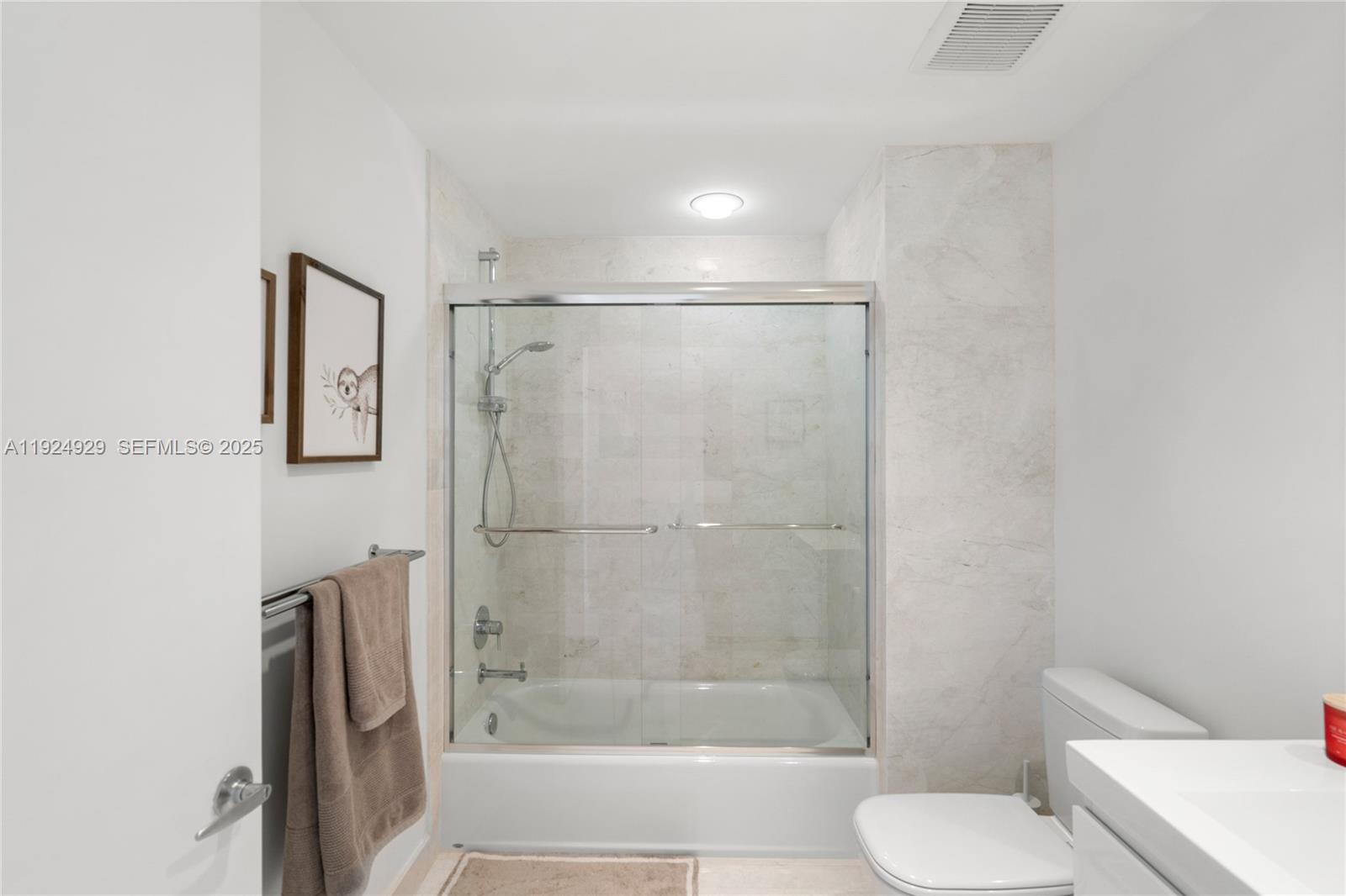 Photo of 17111 Biscayne Blvd  #2002, North Miami Beach, Florida, 33160 - 