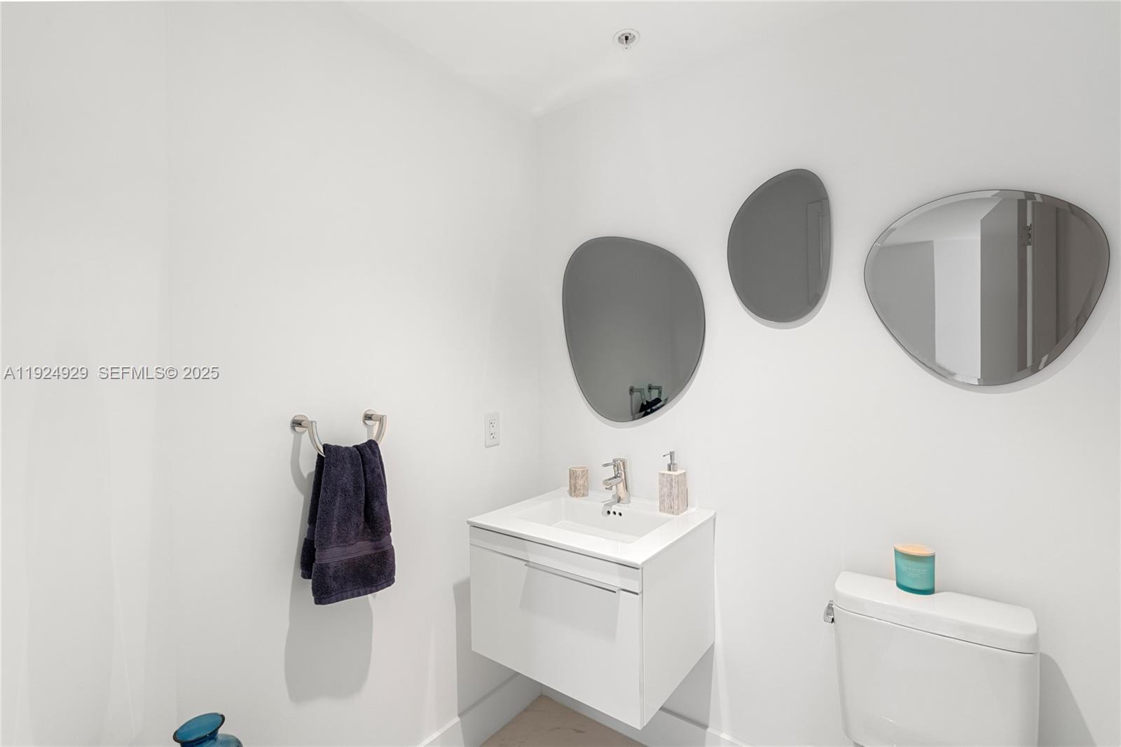 Photo of 17111 Biscayne Blvd  #2002, North Miami Beach, Florida, 33160 - 