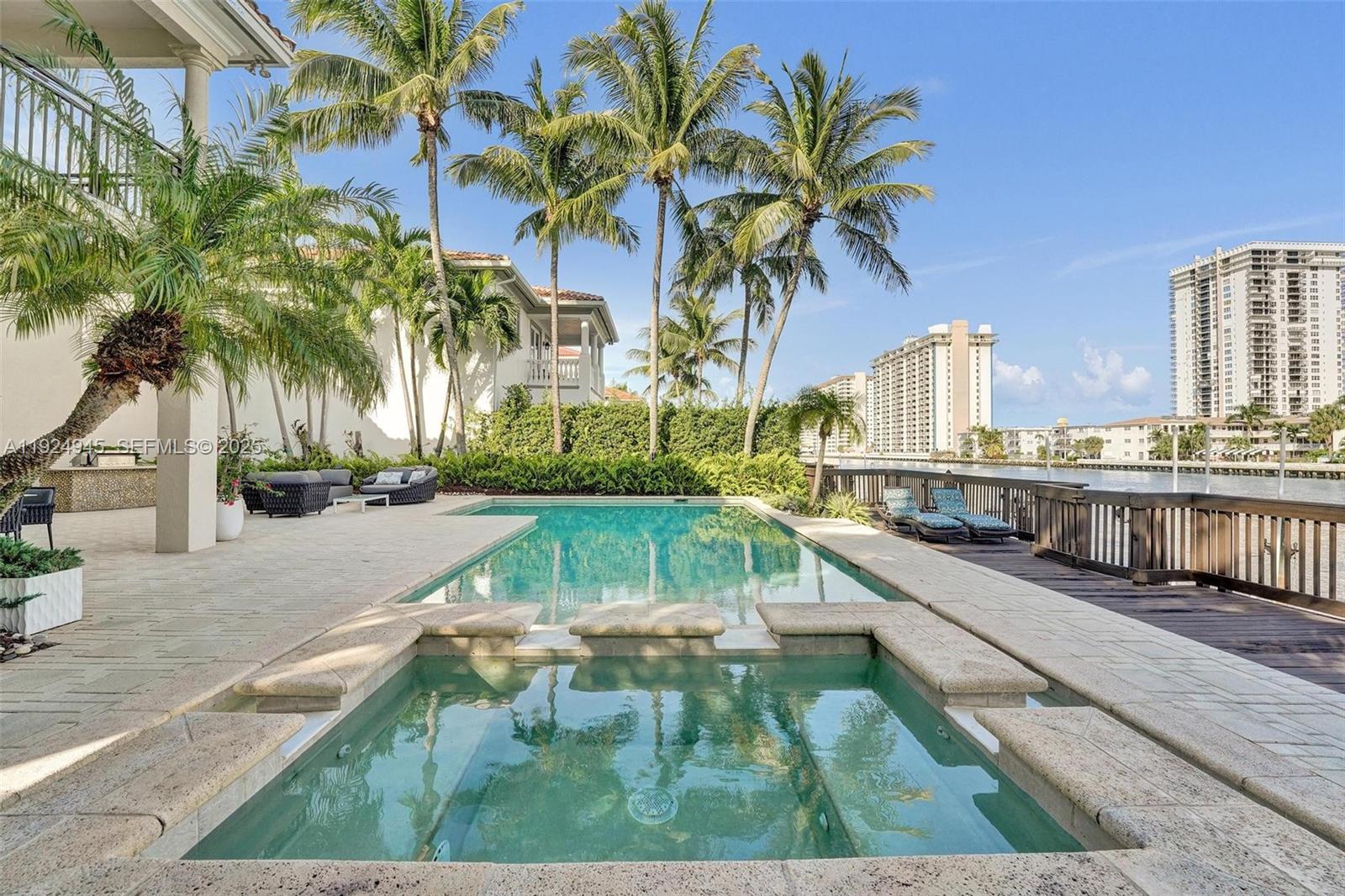 Photo of 1575 Windjammer Way (1575), Hollywood, Florida, 33019 -