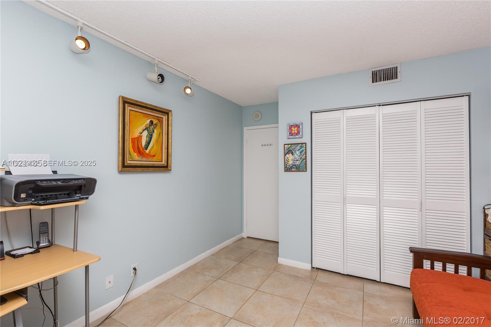 Photo of 2500 PARKVIEW DR #1207, Hallandale Beach, Florida, 33009 -