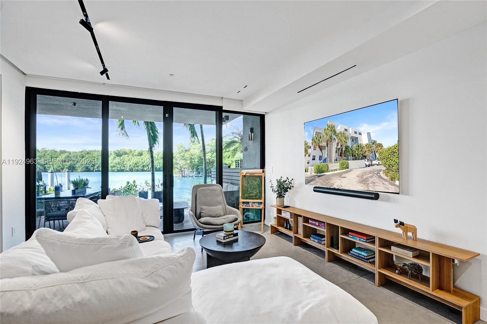 Photo of    #1512, Sunny Isles Beach, Florida, 33160 - 