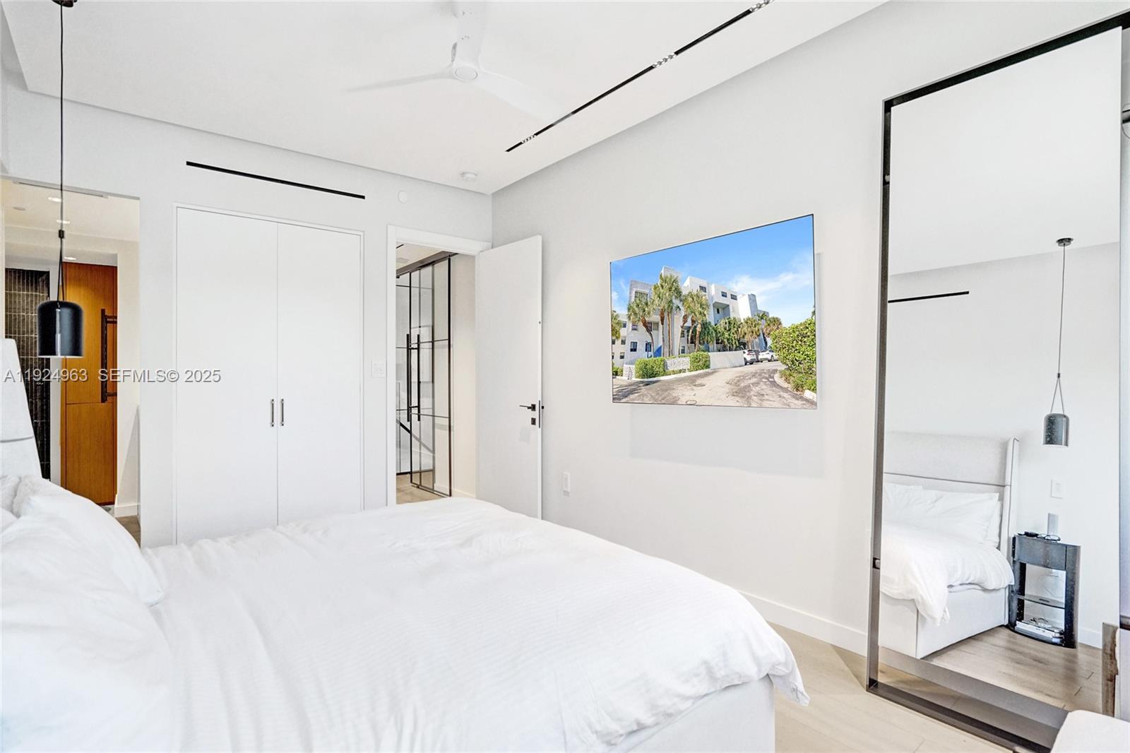 Photo of    #1512, Sunny Isles Beach, Florida, 33160 - 