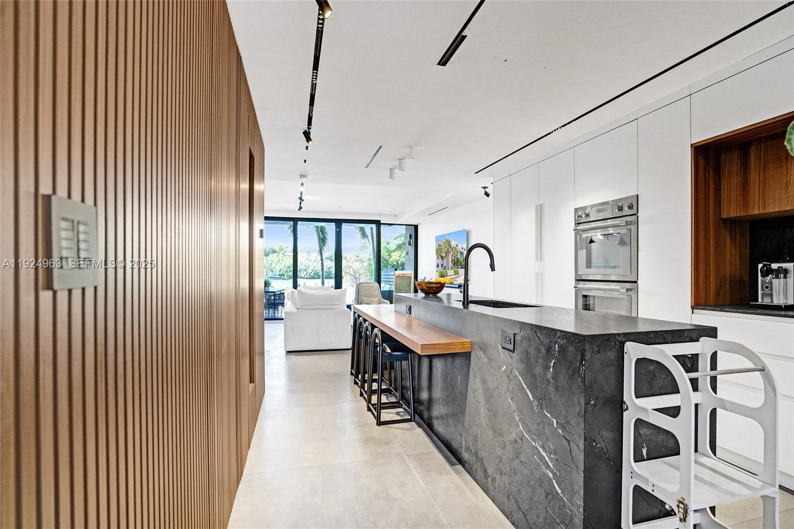 Photo of    #1512, Sunny Isles Beach, Florida, 33160 - 