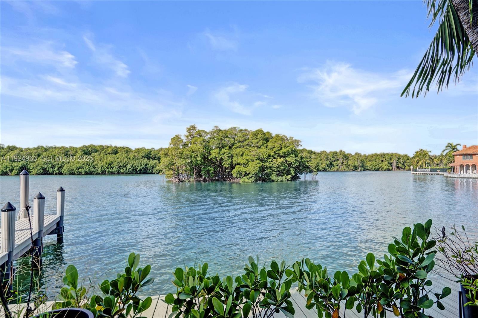 Photo of    #1512, Sunny Isles Beach, Florida, 33160 - 