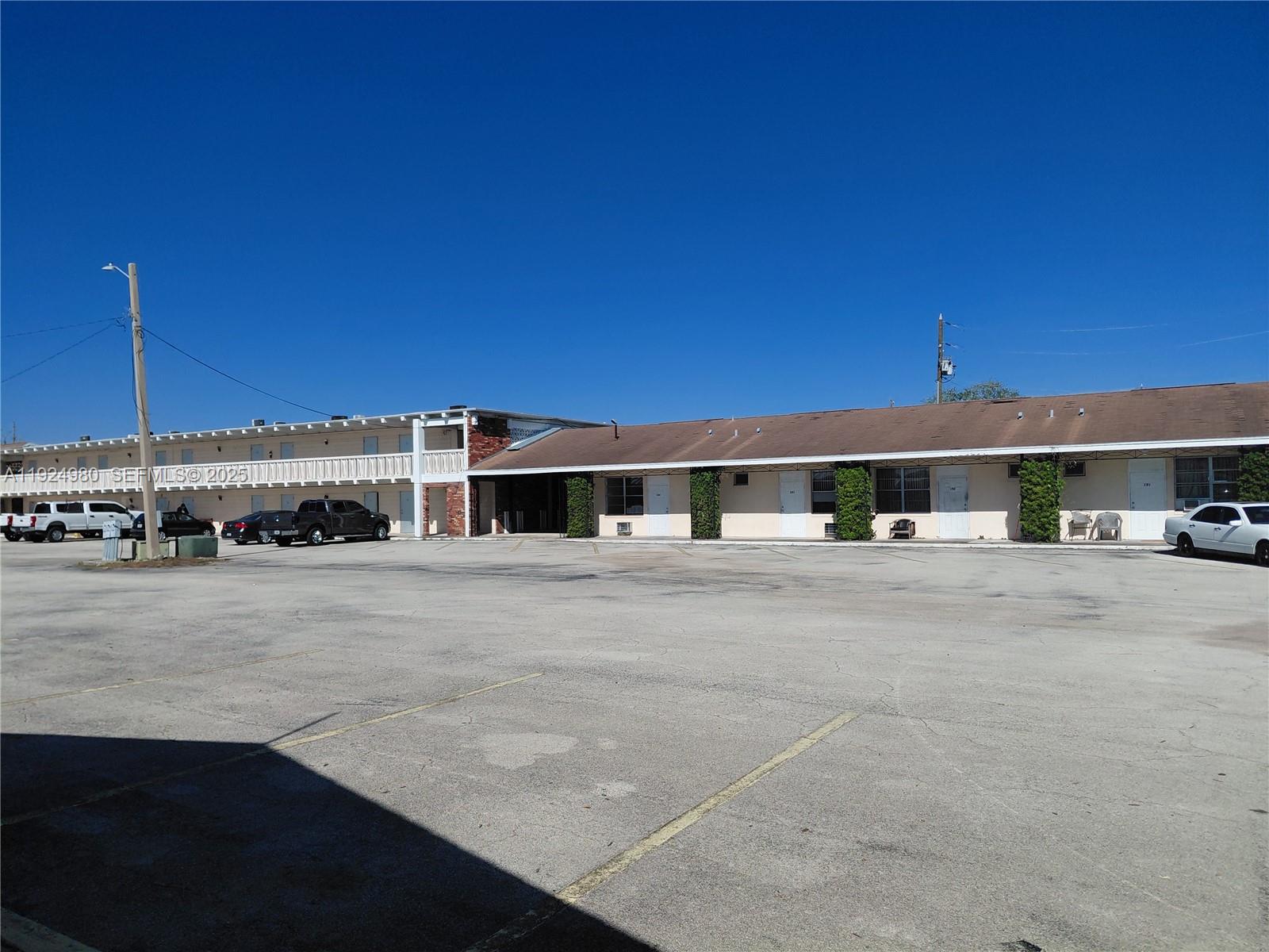 Ver detalles / sq. ft. $ 2025-12-04 0 foto