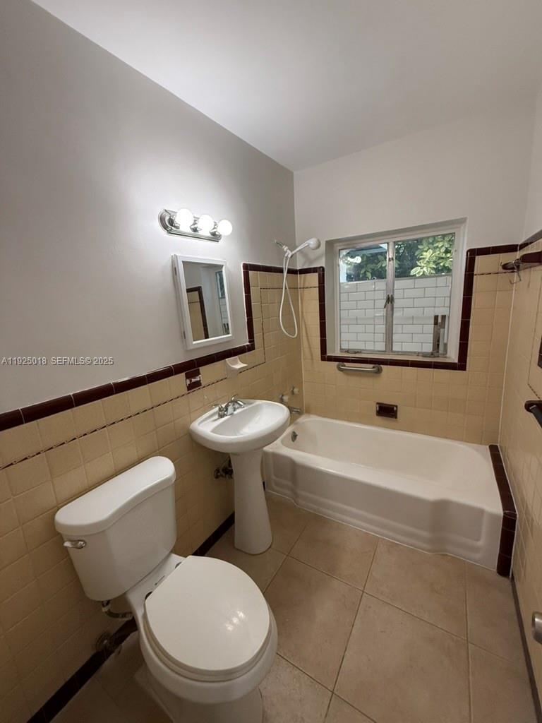   /  1445 sq. ft. $ 2025-12-04 0 Photo