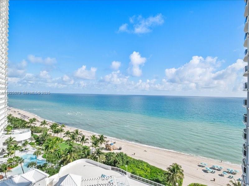 Photo of 16711 Collins Ave  #1604, Sunny Isles Beach, Florida, 33160 - beach access
