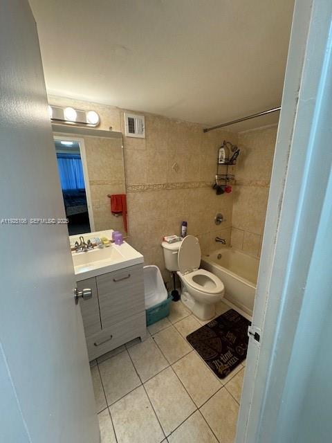 Photo of 2001 Atlantic Shores Blvd #105, Hallandale Beach, Florida, 33009 -