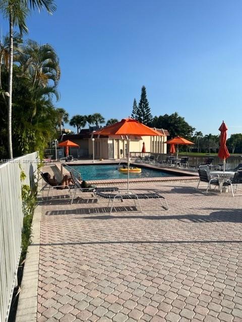 Photo of 2001 Atlantic Shores Blvd #105, Hallandale Beach, Florida, 33009 -