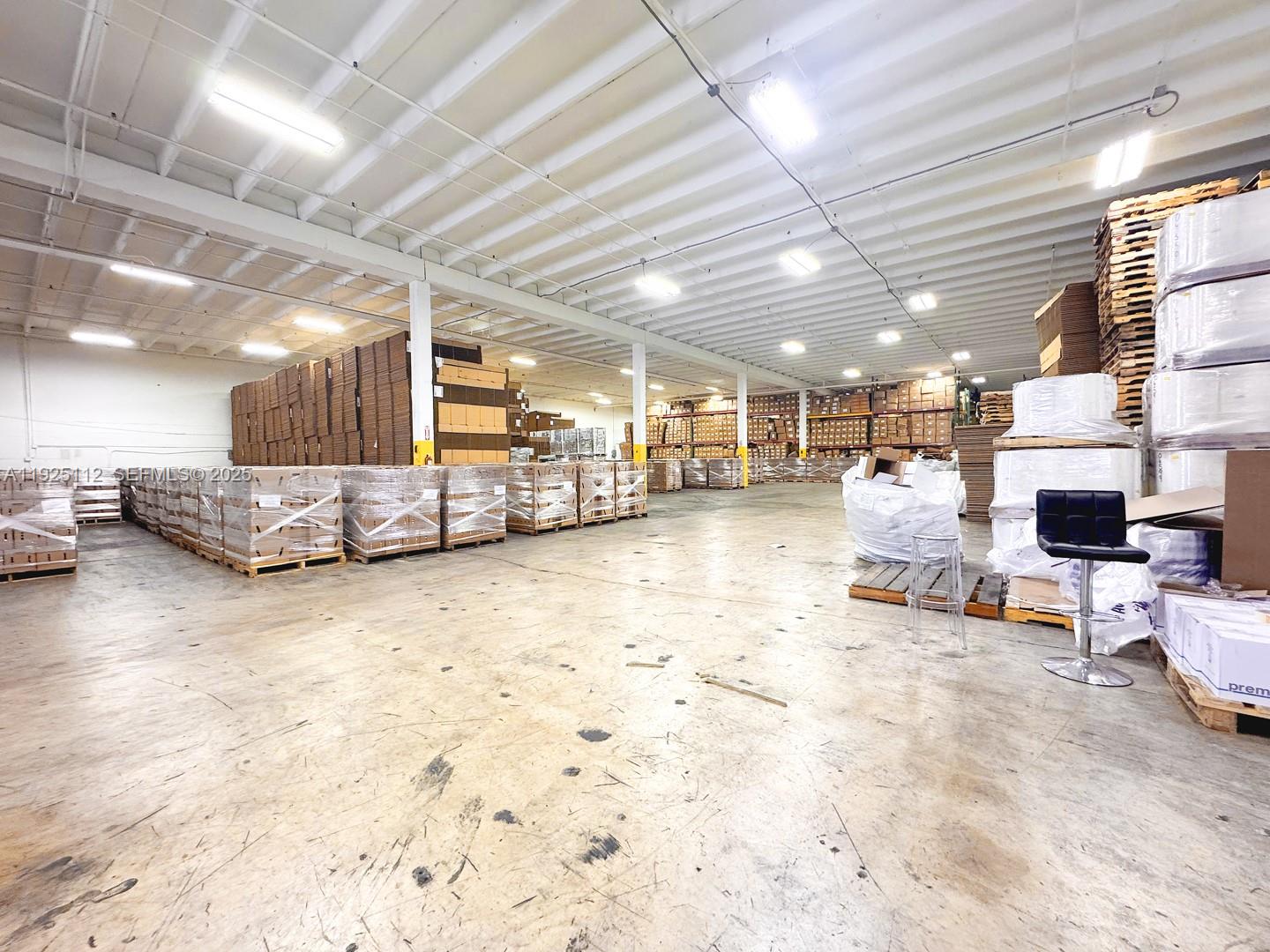 Ver detalles 1970 / sq. ft. $ 2025-12-04 0 foto