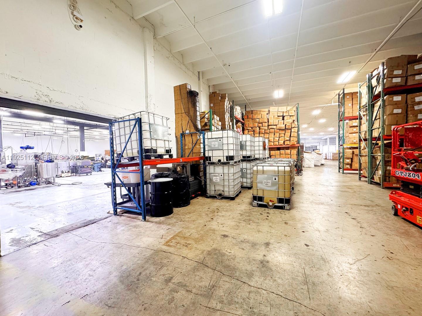 Ver detalles 1970 / sq. ft. $ 2025-12-04 0 foto