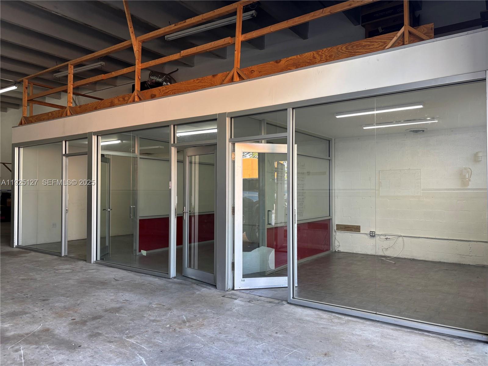 Ver detalles / sq. ft. $ 2025-12-04 0 foto