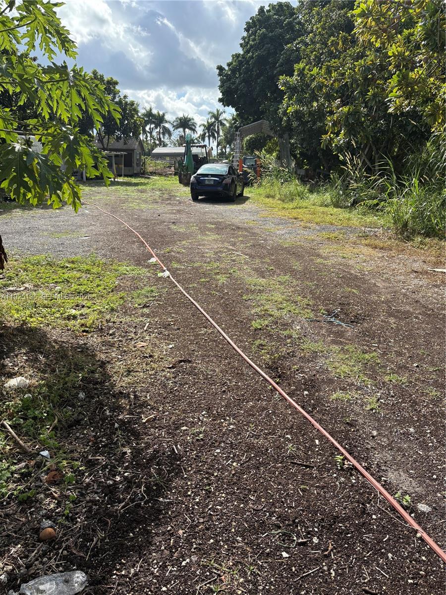   /   sq. ft. $ 2025-12-04 0 Photo