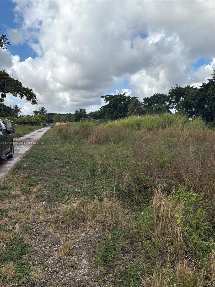   /   sq. ft. $ 2025-12-04 0 Photo