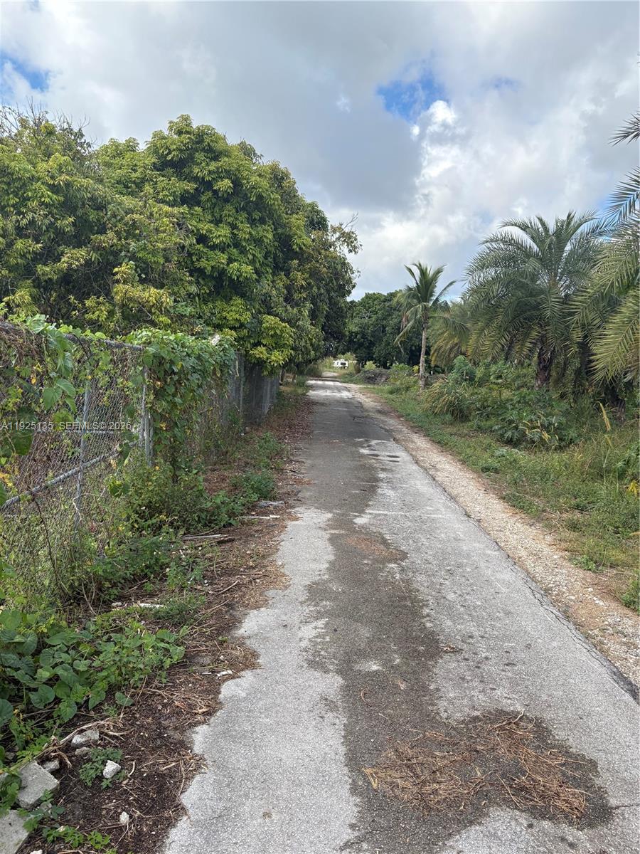   /   sq. ft. $ 2025-12-04 0 Photo