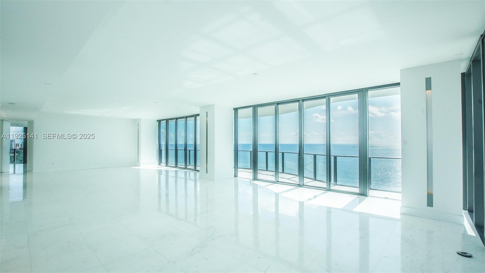 19 4 / 6 4992 кв.футов $ 2025-12-04 0 Фото