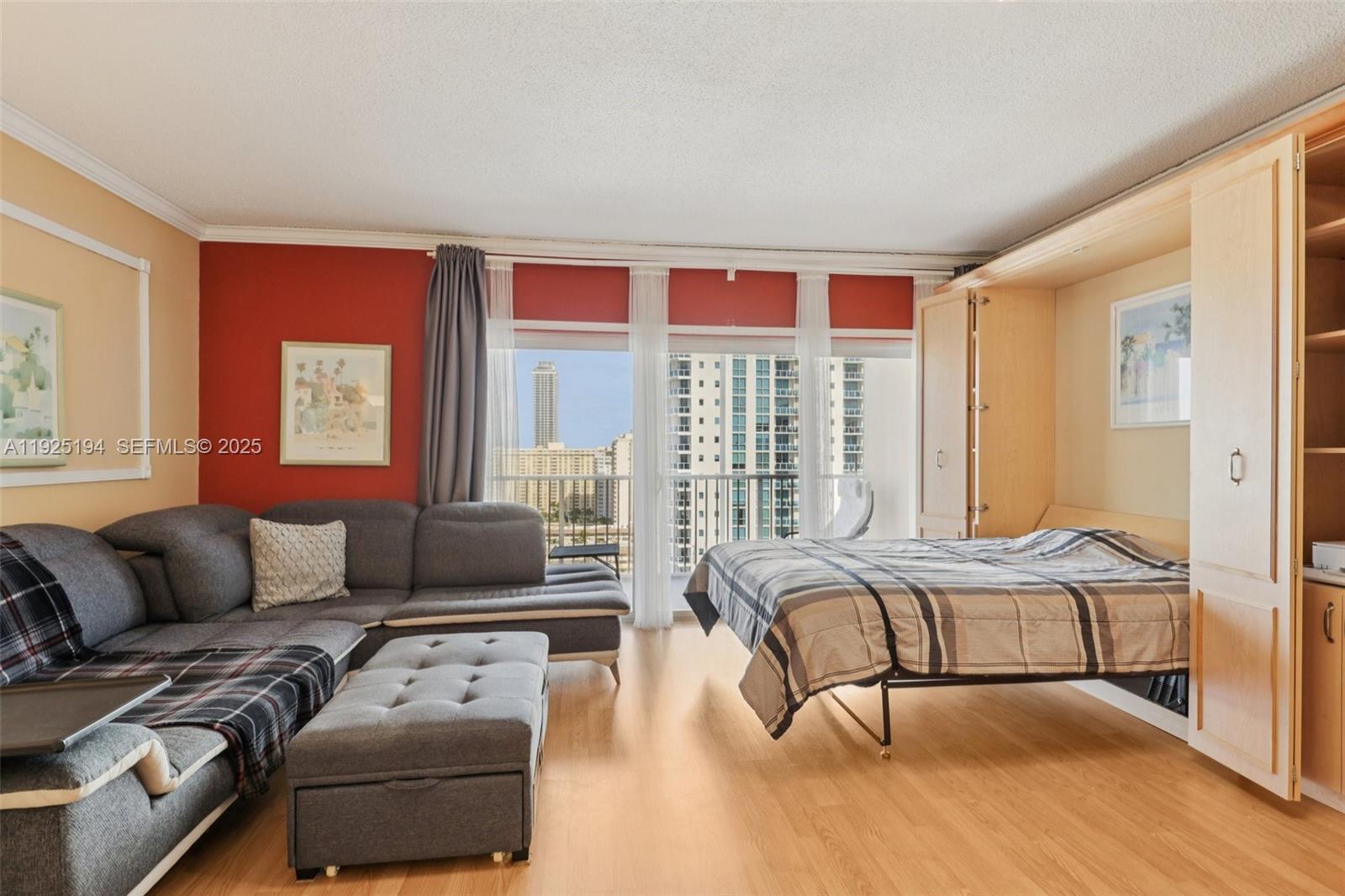 See details 16A 0 / 1 545 sq. ft. $ 2025-12-05 0 Photo