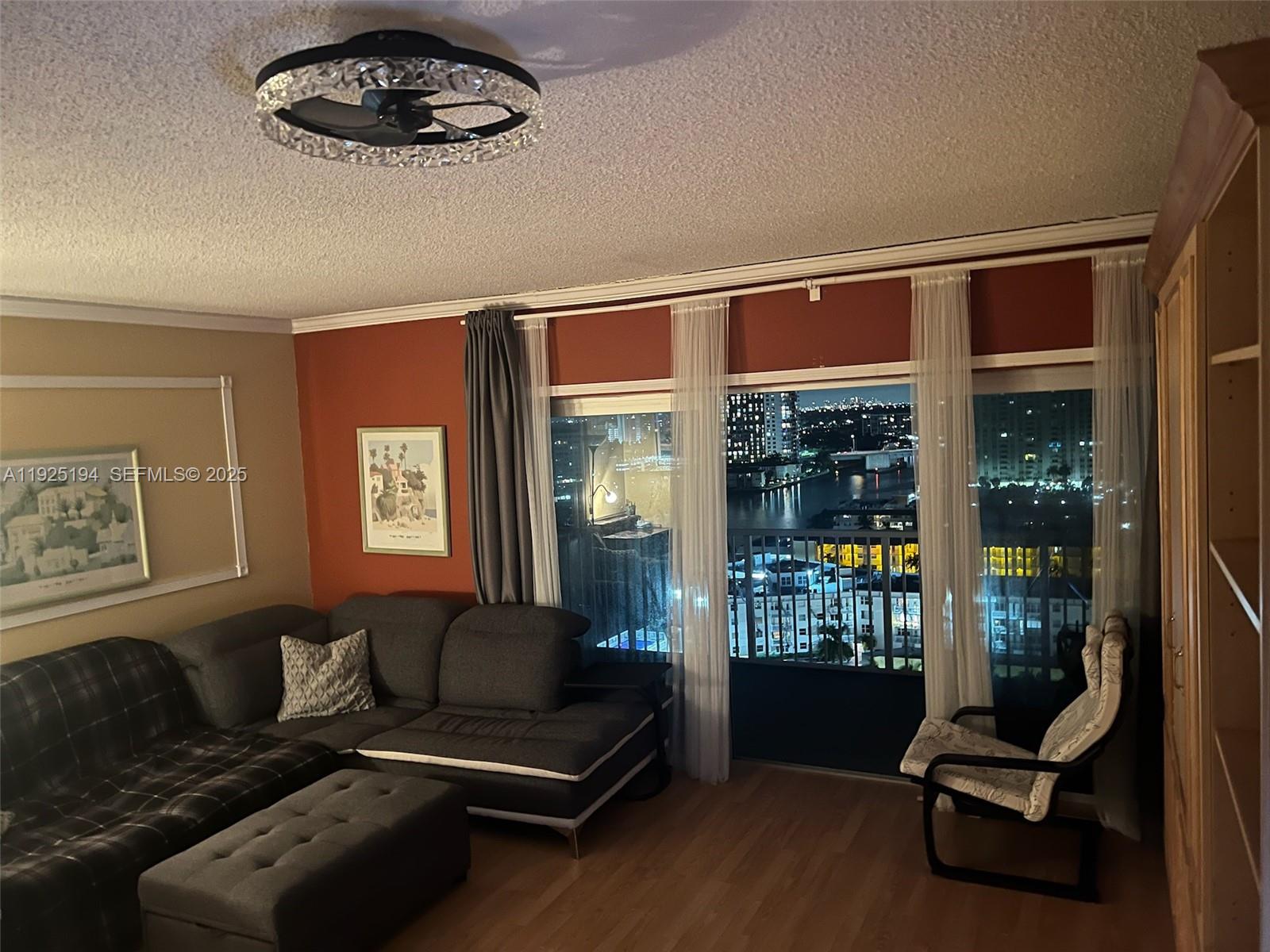 See details 16A 0 / 1 545 sq. ft. $ 2025-12-05 0 Photo