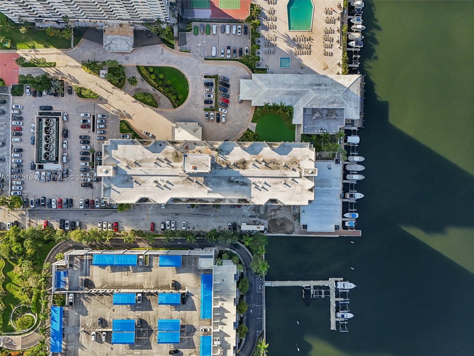 See details 16A 0 / 1 545 sq. ft. $ 2025-12-05 0 Photo