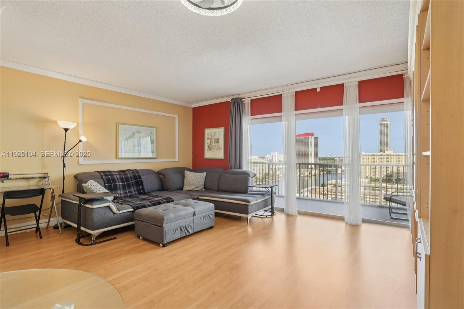 See details 16A 0 / 1 545 sq. ft. $ 2025-12-05 0 Photo