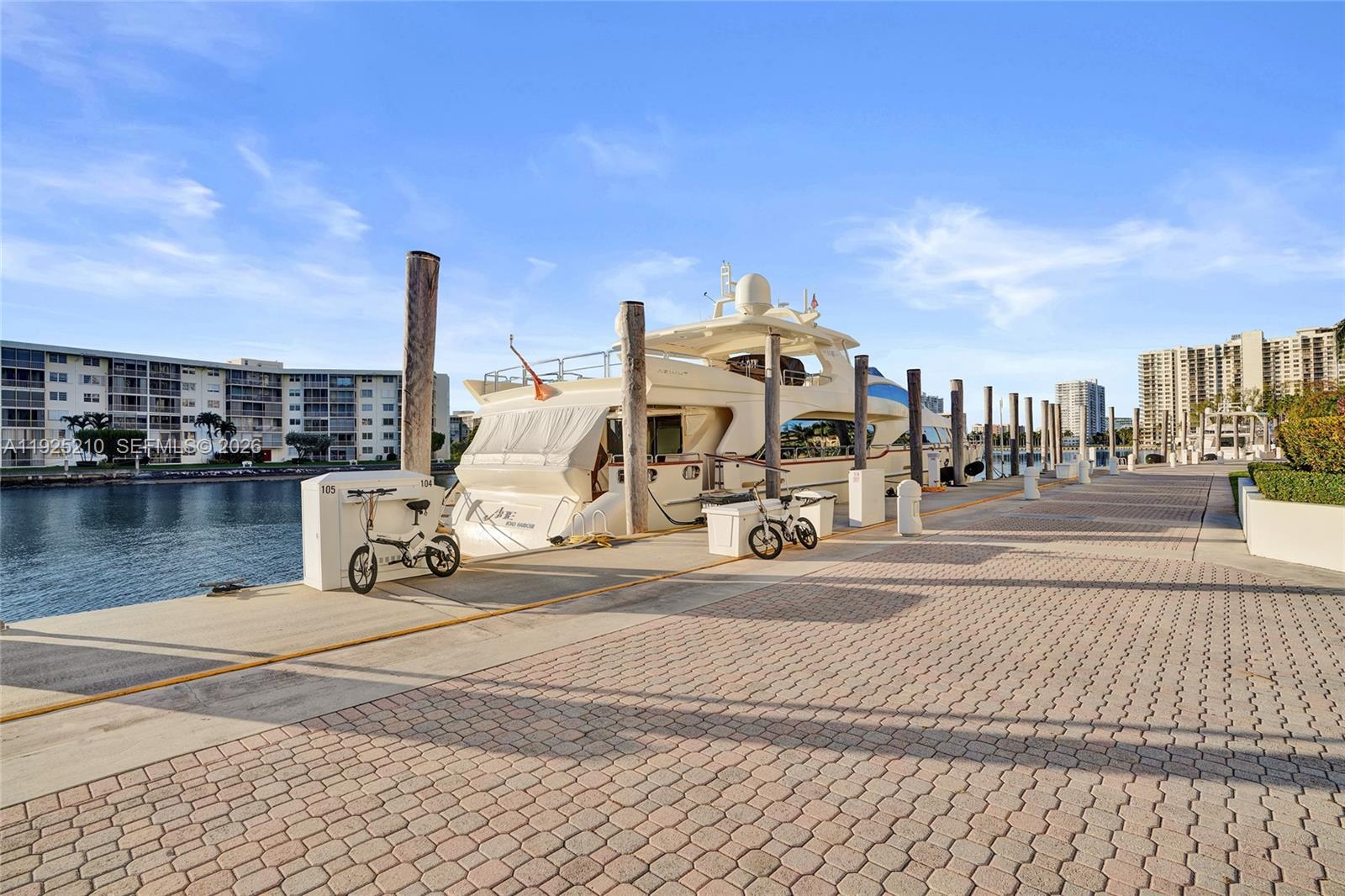 1608 2 / 2 1230 sq. ft. $ 2025-12-04 0 foto