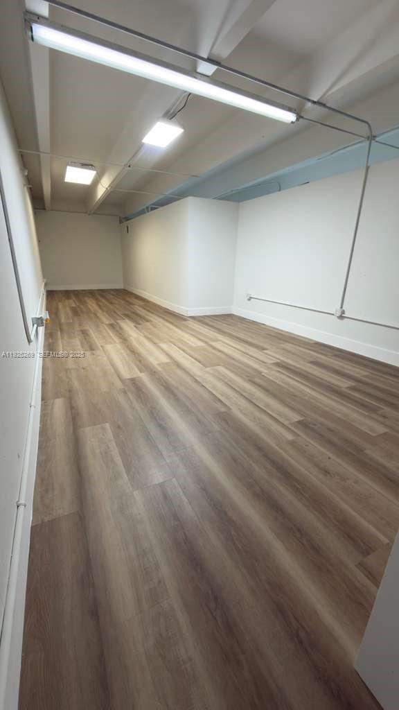 See details 2 / sq. ft. $ 2025-12-04 0 Photo