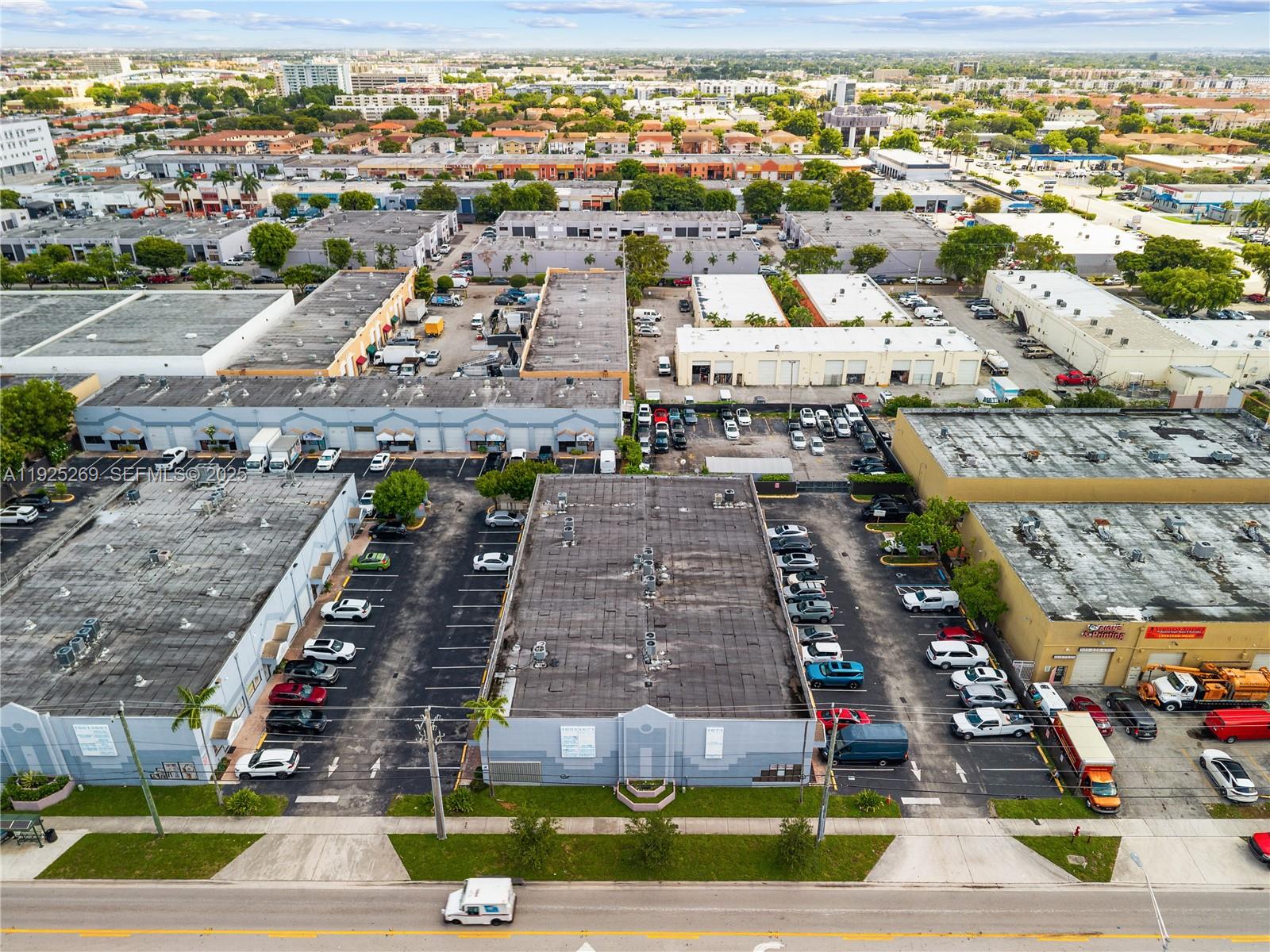 See details 2 / sq. ft. $ 2025-12-04 0 Photo