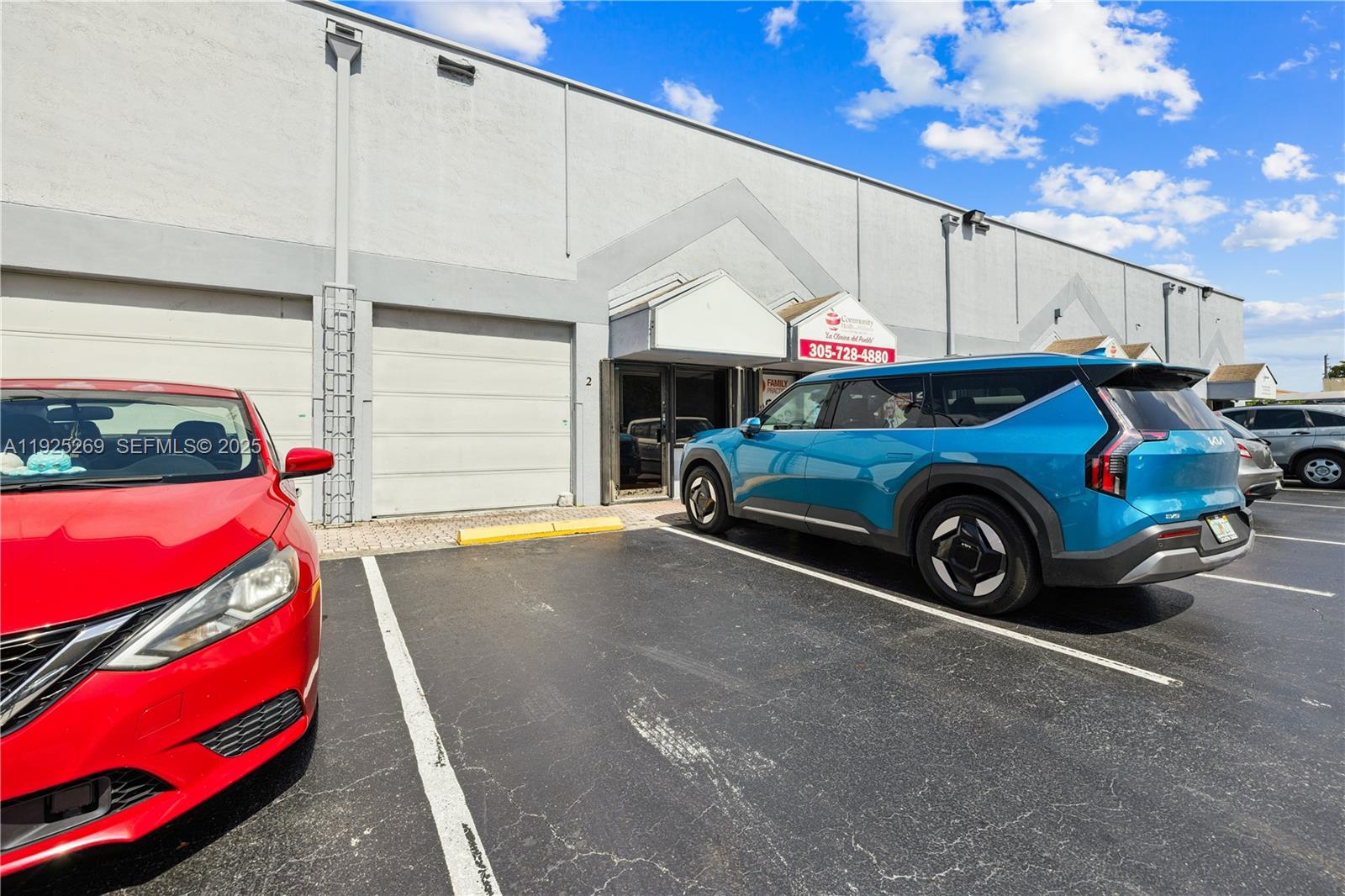 See details 2 / sq. ft. $ 2025-12-04 0 Photo