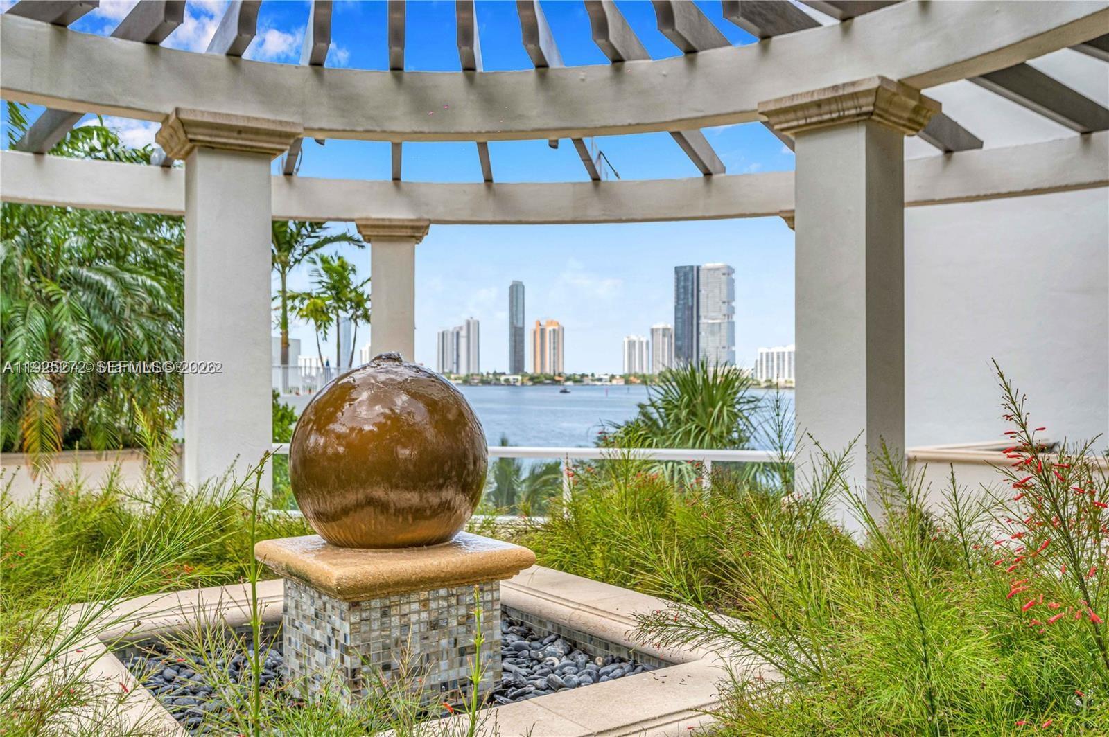 See details 902 2 / 2 1910 sq. ft. $ 2025-12-04 0 Photo