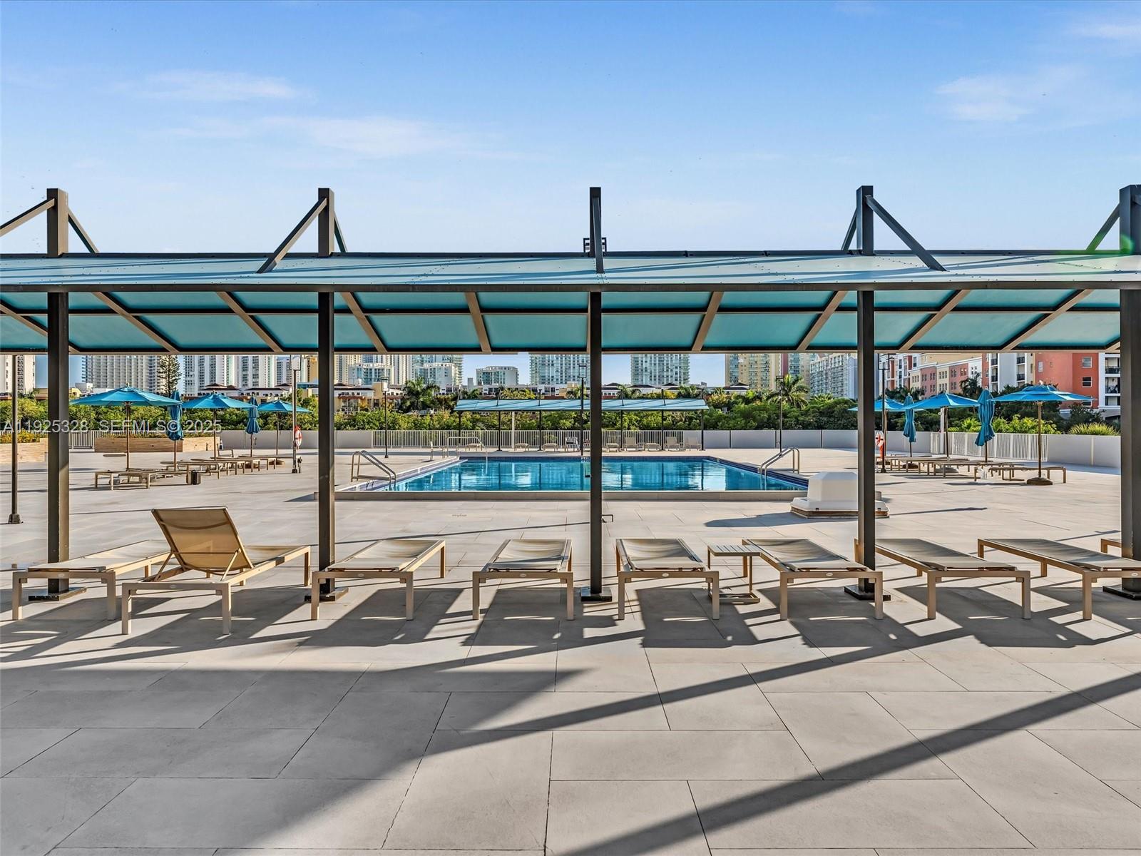 Ver detalles 712 2 / 2 1552 sq. ft. $ 2025-12-04 0 foto